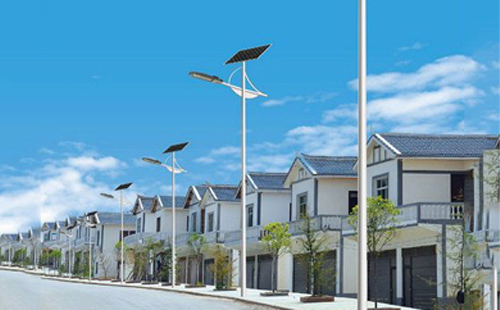 西峰太阳能路灯配置与在乡村道路照明中的应用